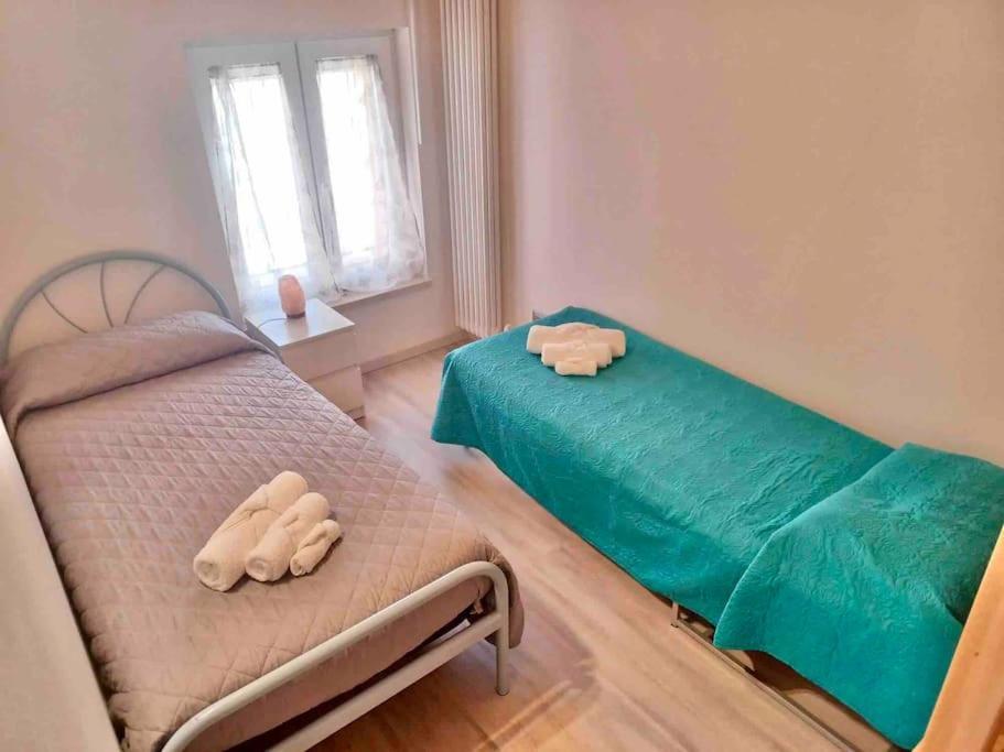 Casa Gemma - Big Family House With Free Parking Apartment San Giovanni Lupatoto Exterior photo