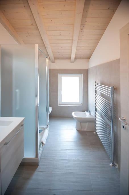 Casa Gemma - Big Family House With Free Parking Apartment San Giovanni Lupatoto Exterior photo